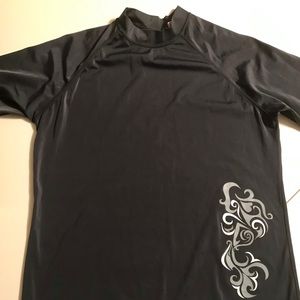 Women’s XL Rashguard